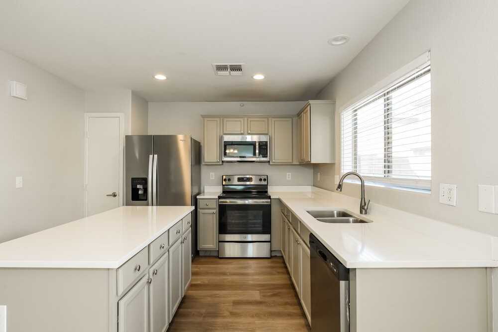 6438 W Constance Way - Photo 7 of 17