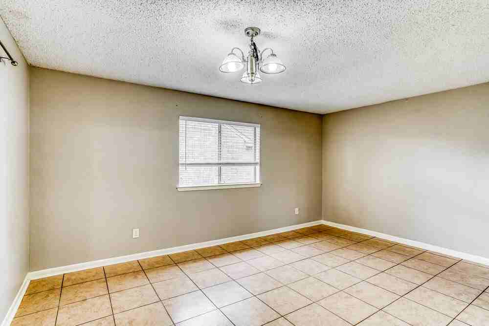 19523 Elmtree Estates Dr - Photo 7 of 16