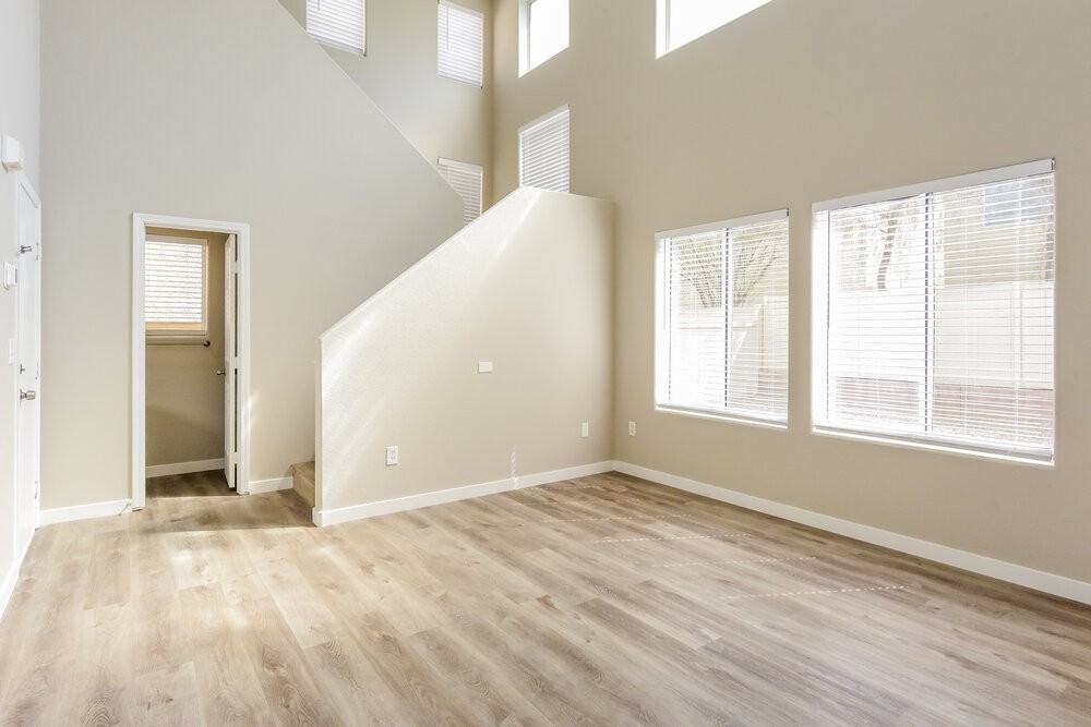 5269 Palm Pinnacle Ave - Photo 6 of 17