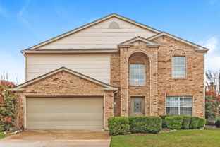 7027 Glenshire Dr - Photo 1 of 1