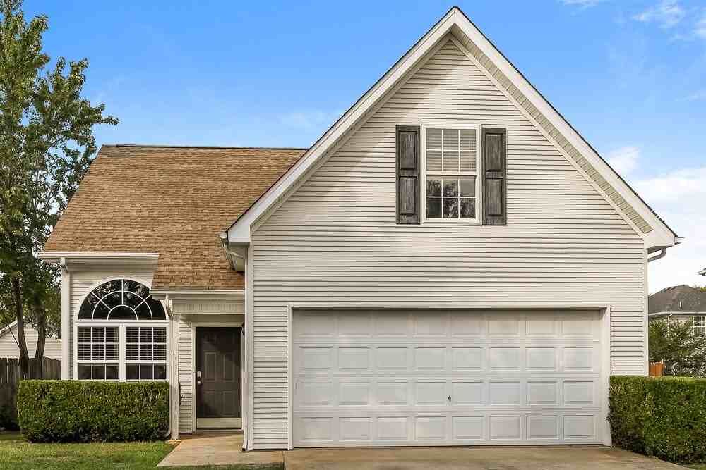 5082 Cornelius Dr