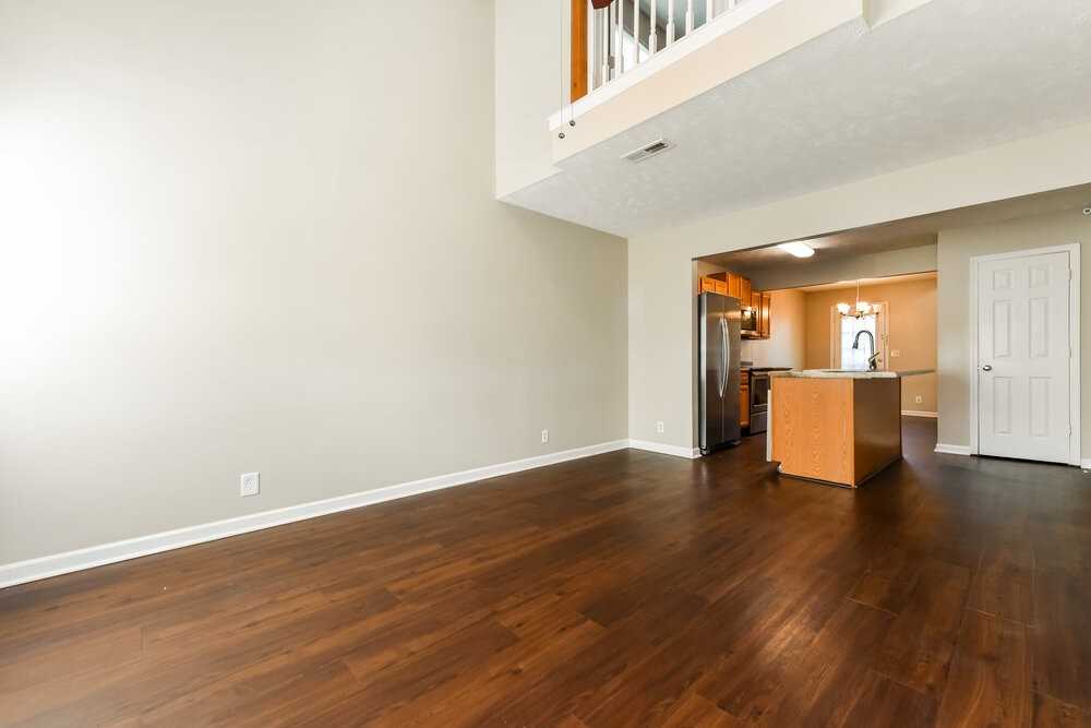 5082 Cornelius Dr - Photo 4 of 17