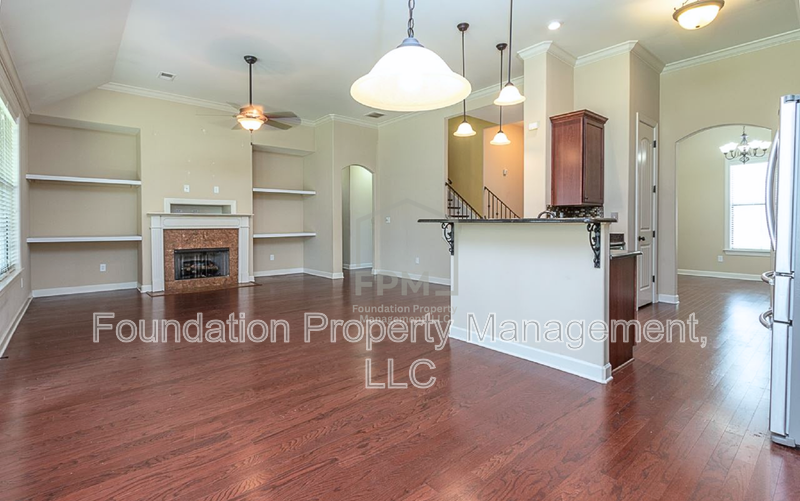 5505 Riverstone Dr - Photo 3 of 14