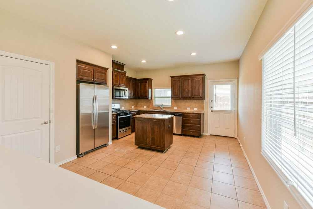 1732 Jacona Trl - Photo 7 of 16
