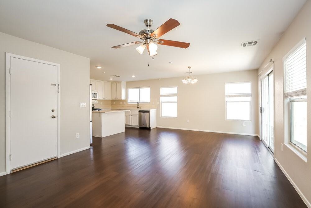 7332 Camden Pine Ave - Photo 5 of 17