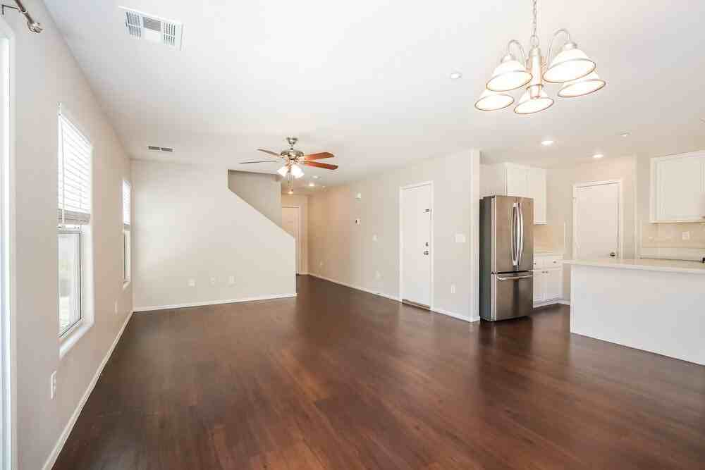 7332 Camden Pine Ave - Photo 7 of 17
