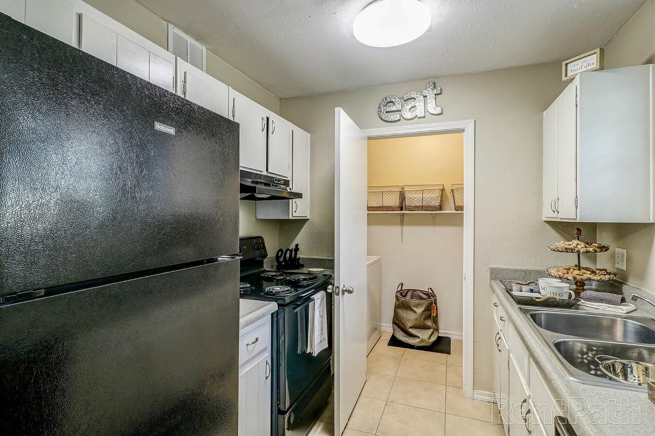 Live Oaks @ 275 - Photo 5 of 21