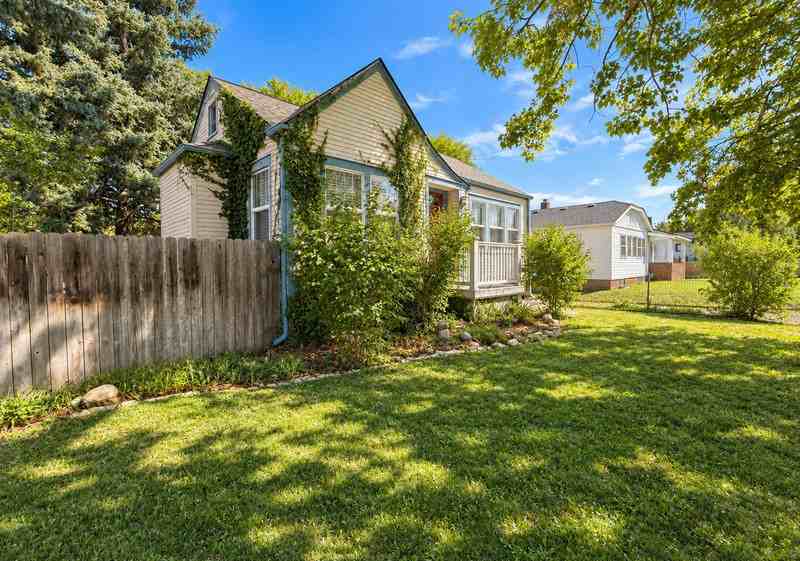 3790 High Ct - Photo 2 of 45