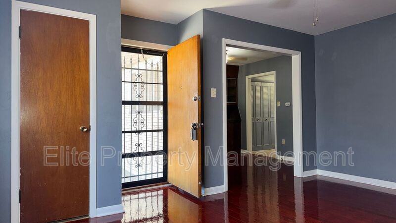 612 Alpine Ave - Photo 4 of 18