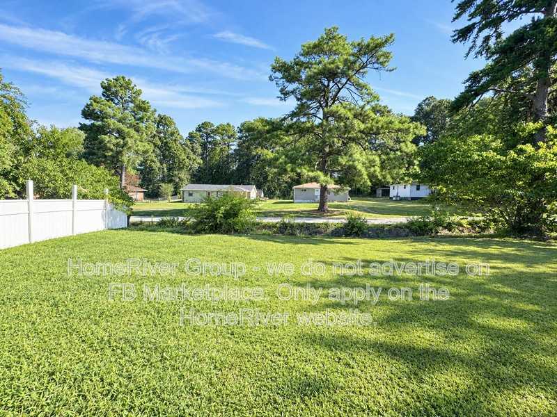 6201 Talladega Ave #A - Photo 3 of 18