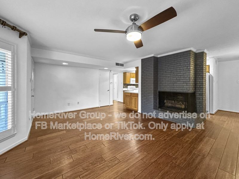 15935 Coolwood Dr #1065 - Photo 3 of 20