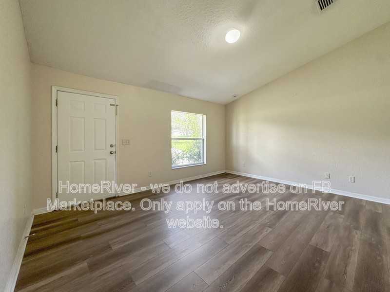 4898 Se 137th Pl - Photo 2 of 20