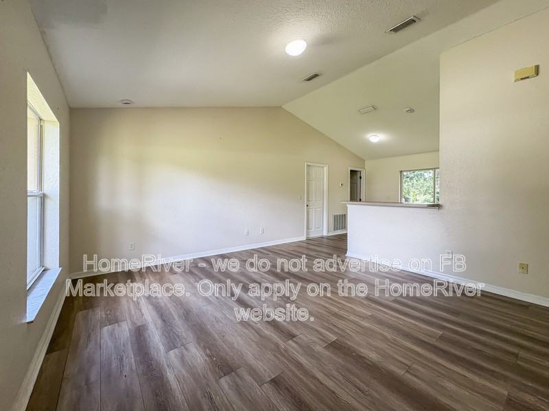 4898 Se 137th Pl - Photo 3 of 20