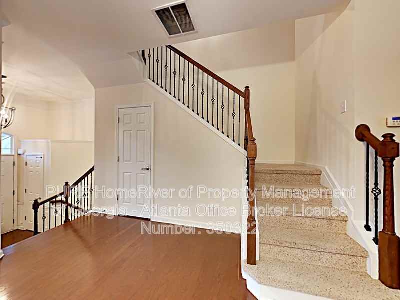 2329 Limehurst Dr Ne - Photo 7 of 26