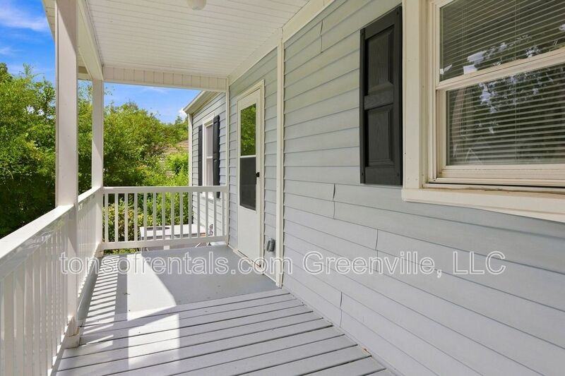 8 Pacific Ave - Photo 2 of 12