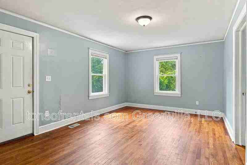8 Pacific Ave - Photo 6 of 12
