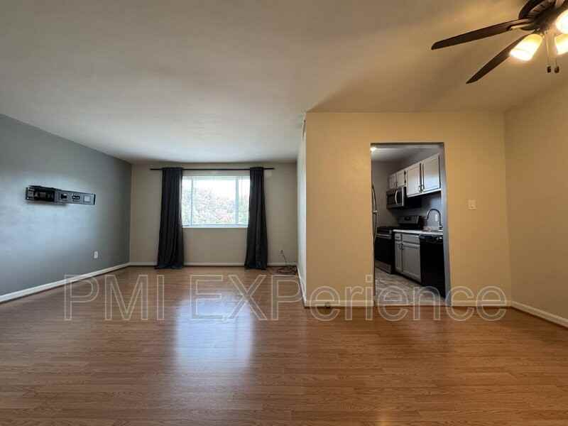 3825 Hamilton St #301 - Photo 4 of 14