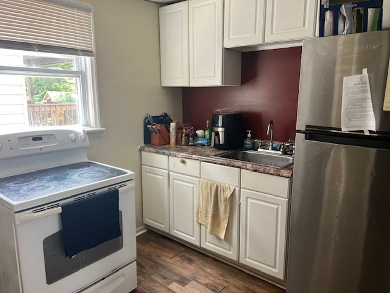 800 S Depeyster St - Photo 4 of 12
