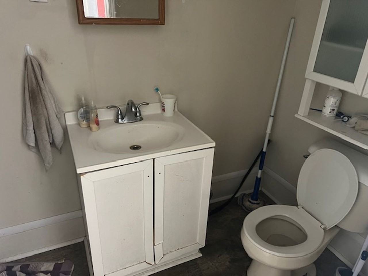 800 S Depeyster St - Photo 5 of 12