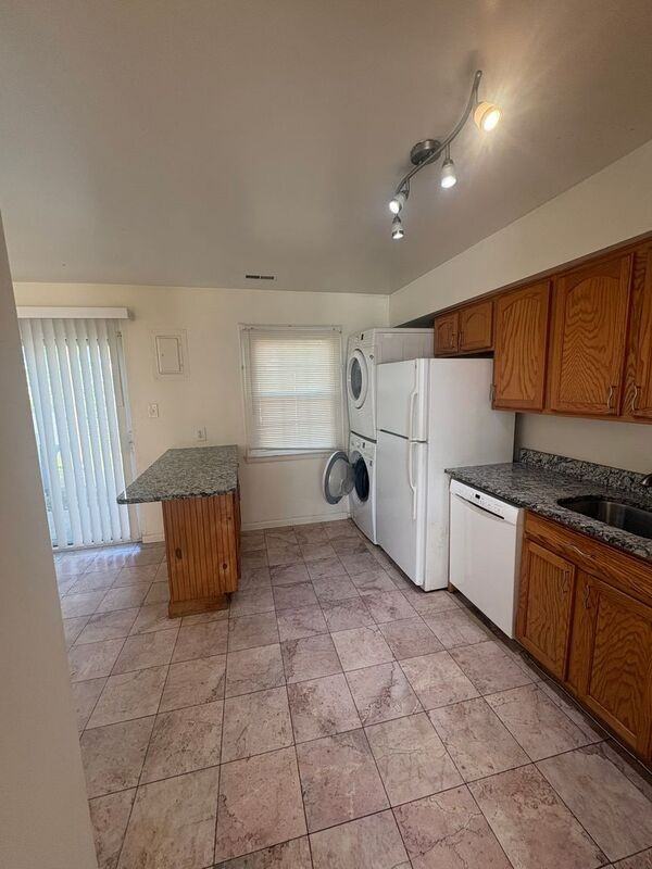 5521 Walther Ave #5521 - Photo 4 of 8