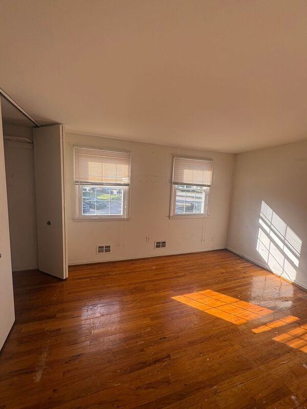 5521 Walther Ave #5521 - Photo 7 of 8
