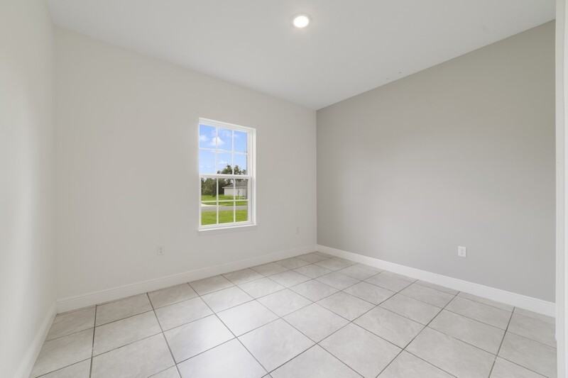 464 Marion Oaks Dr - Photo 4 of 12