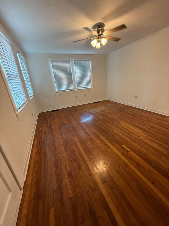 3712 Hyacinth Ave - Photo 4 of 24