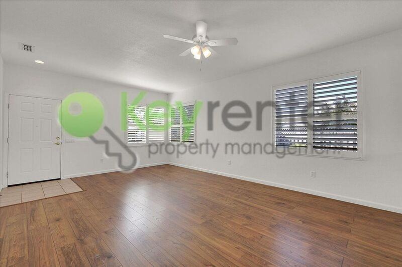 2532 Woodacre Ln - Photo 6 of 38