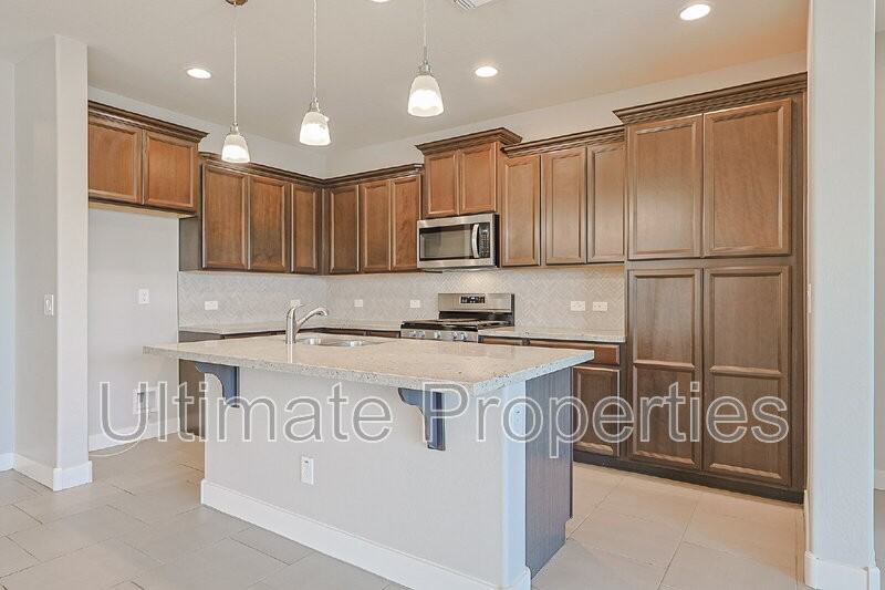 5155 N 187th Ln - Photo 2 of 13