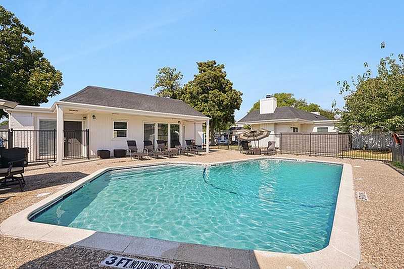 Patios of McKinney - Photo 7 of 33