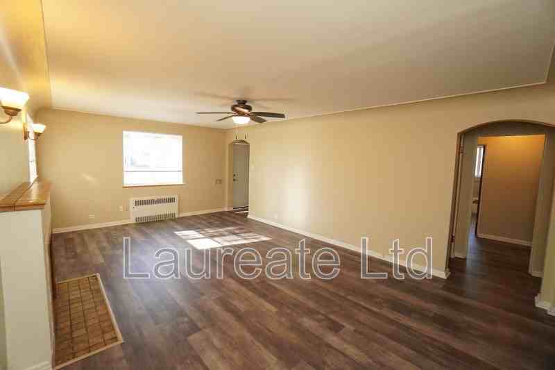 3901 E 5th Ave #1 - Photo 4 of 13