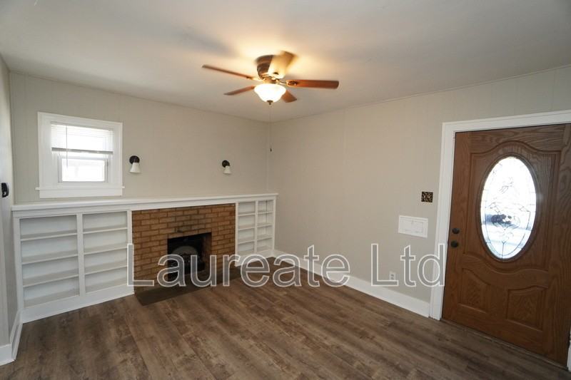 3826 S Broadway - Photo 4 of 23