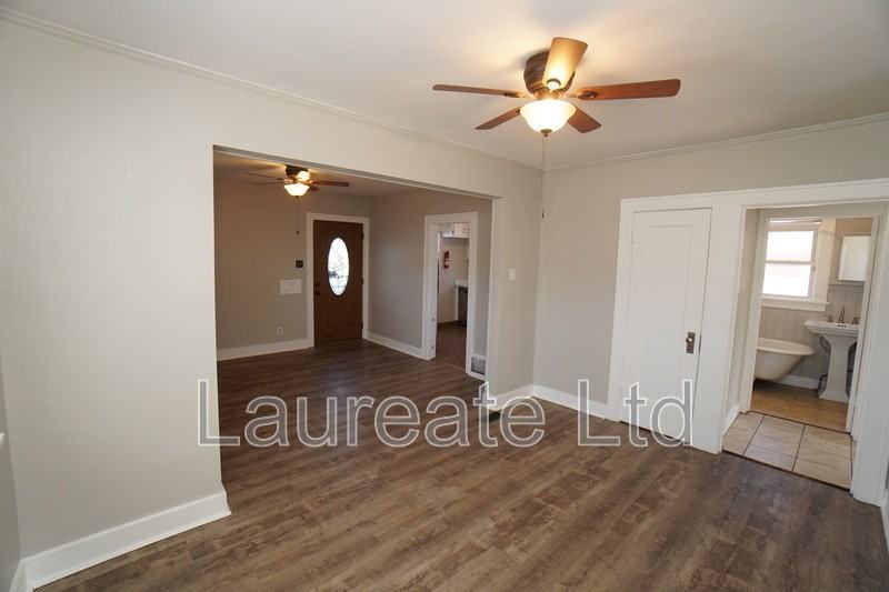 3826 S Broadway - Photo 6 of 23
