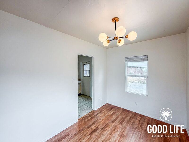 7231 Cornell Ave - Photo 4 of 16