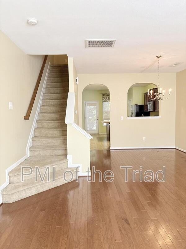 5549 Farm House Trl - Photo 2 of 15