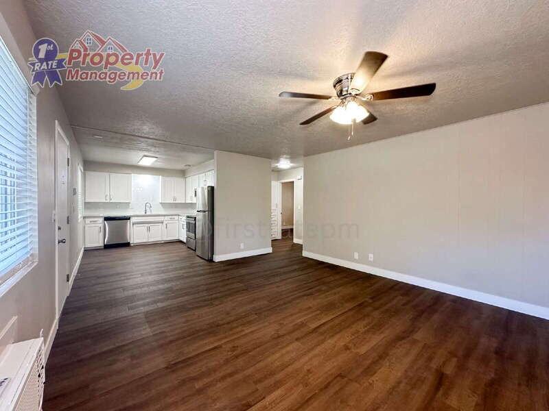 2215 N 13th St #B - Photo 3 of 17