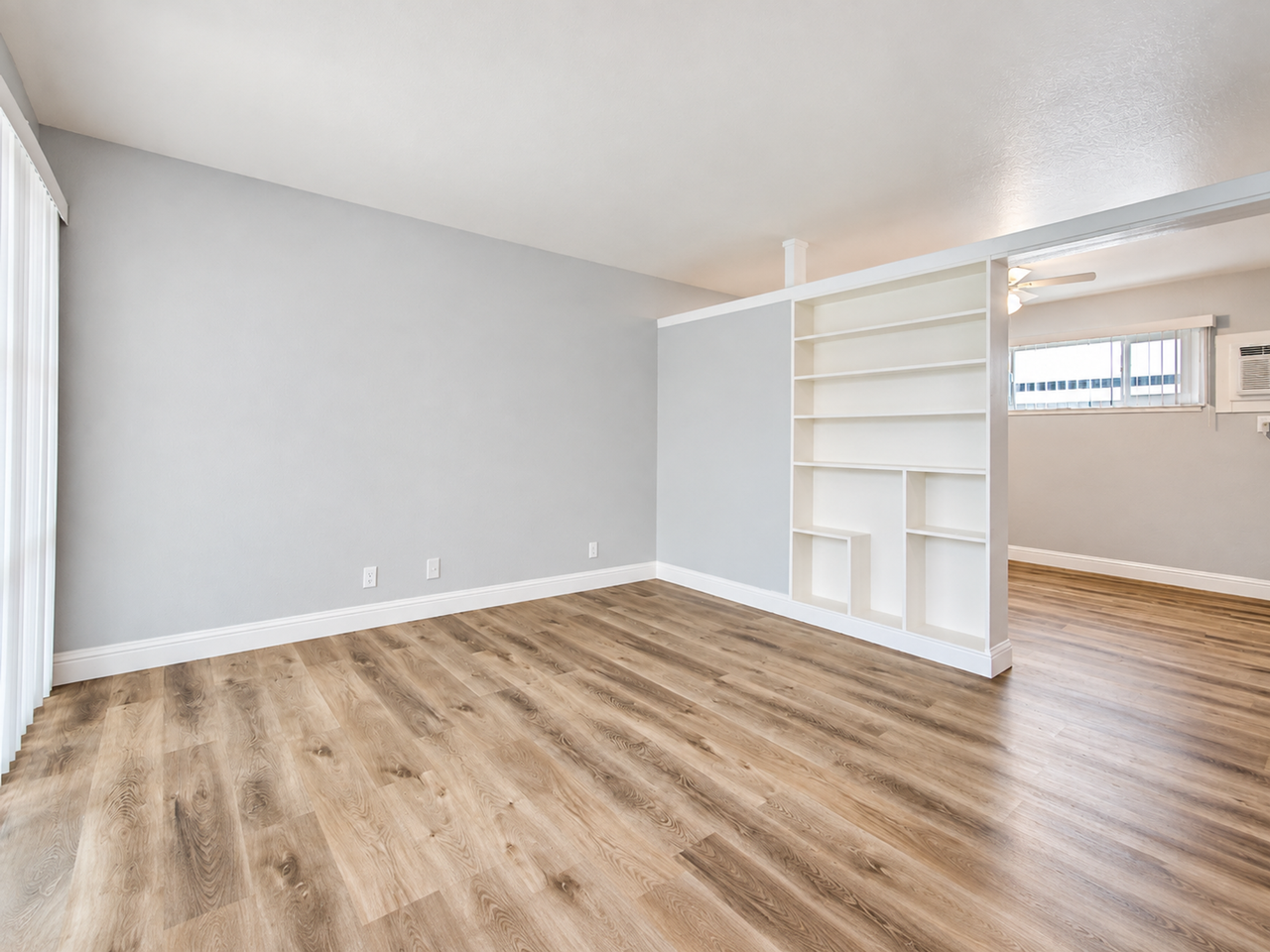 Sunset Crossings Apartments - Photo 4 of 34