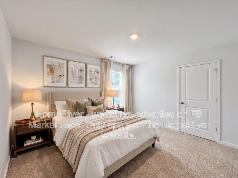 2098 10th St Se - Photo 4 of 24