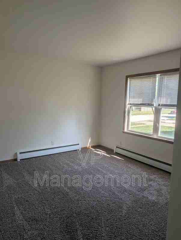 2607 Diehn Ave #2 - Photo 5 of 8