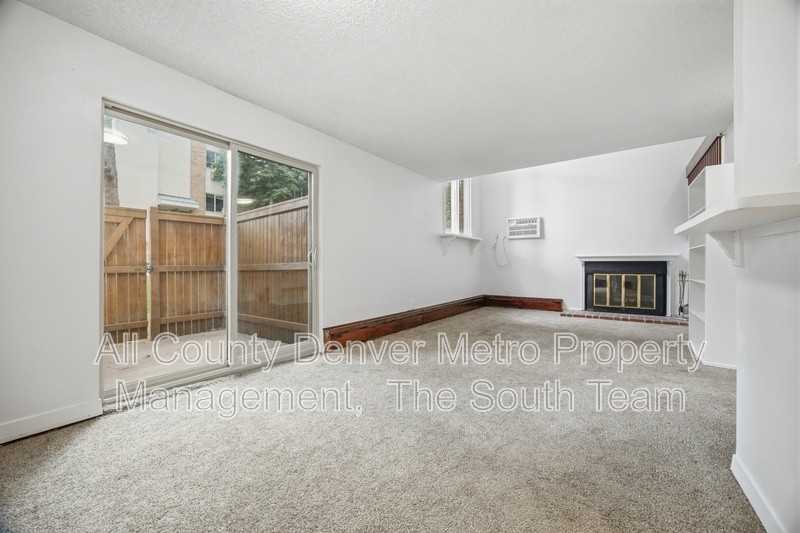 2835 S Monaco Street Pkwy #108 - Photo 5 of 28