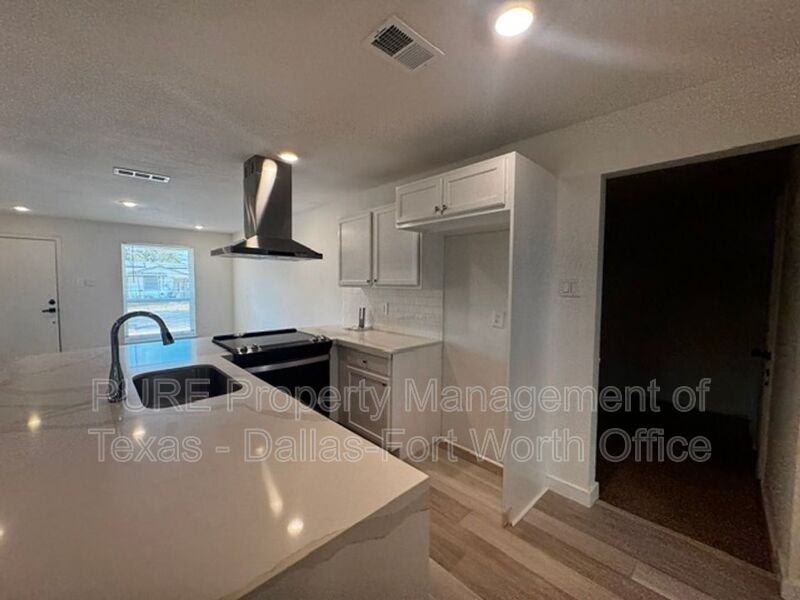 3814 Happy Canyon Dr - Photo 4 of 21