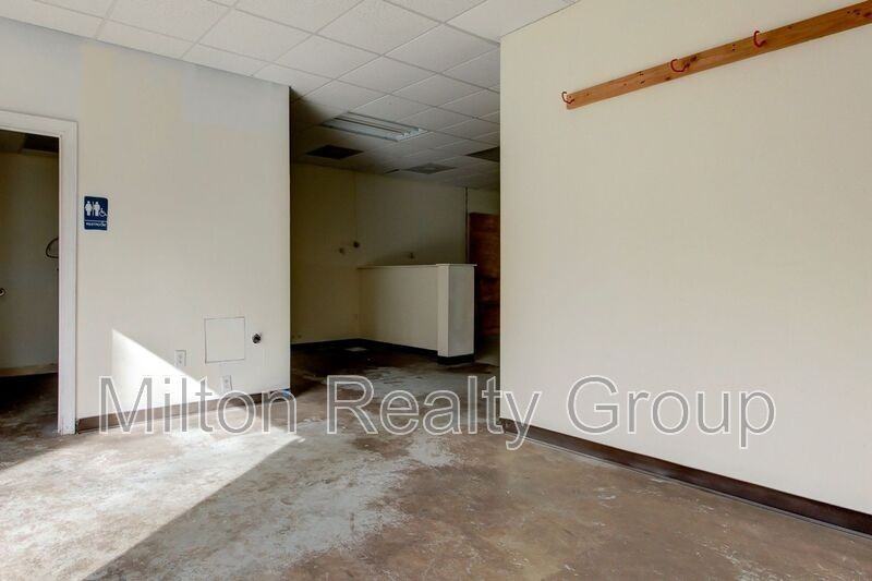 434 E Cornelius Blvd - Photo 6 of 17