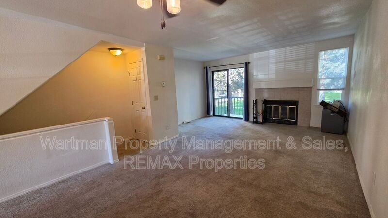 226 Hargrove Ct - Photo 3 of 18