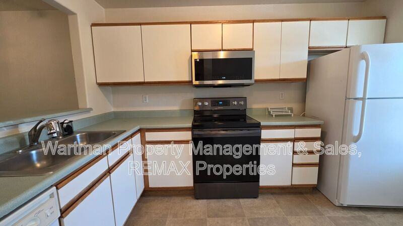 226 Hargrove Ct - Photo 6 of 18