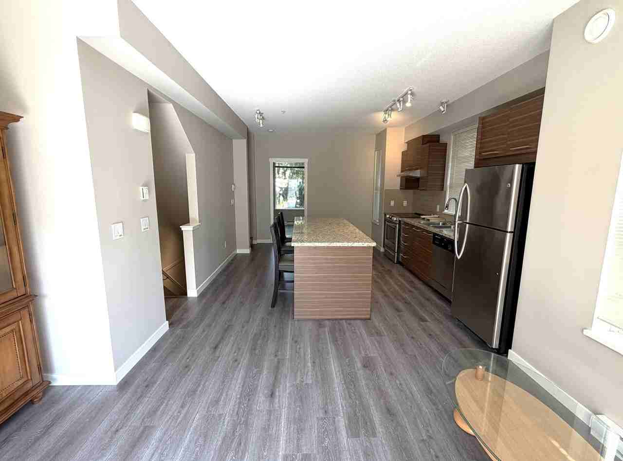 7938 209 Street #2X - Photo 5 of 23