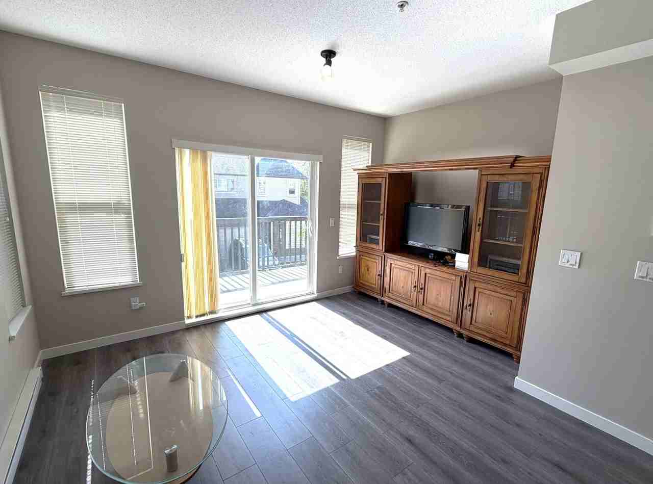 7938 209 Street #2X - Photo 6 of 23