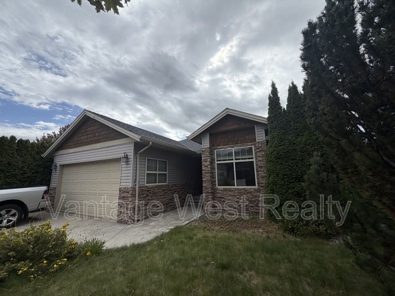 1539 - Photo 2 of 39