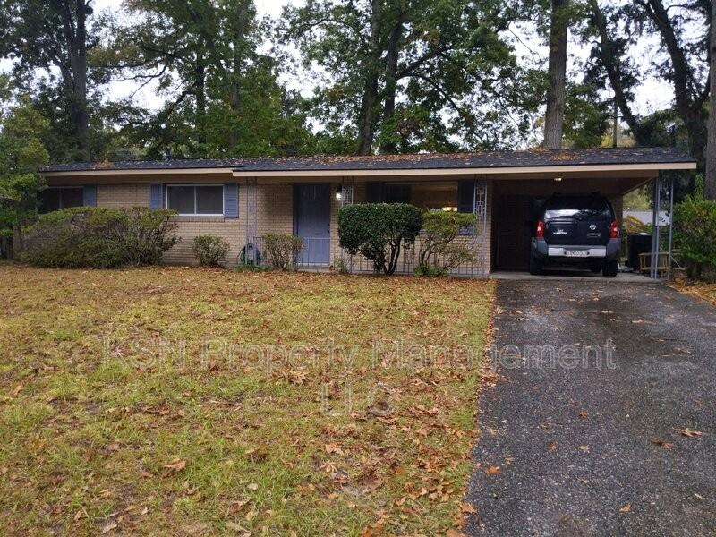 412 Barnhill Dr - Photo 2 of 18