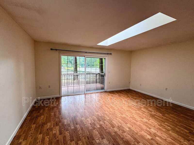 12812 Lake Ave Nw - Photo 6 of 21