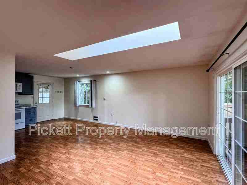 12812 Lake Ave Nw - Photo 7 of 21